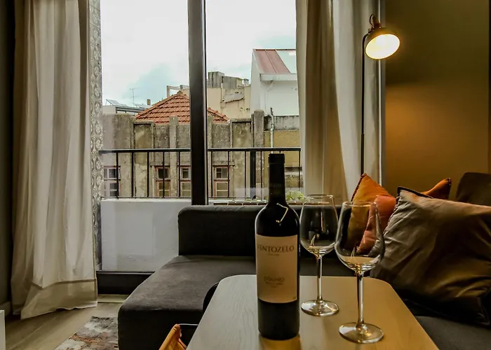 Charming In Apartamento Porto